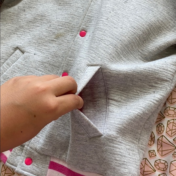 A cute jacket - Picture 4 of 6